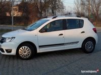Używany Dacia Sandero 2016 Biały Hatchback