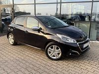 Używany Peugeot 208 Style 82 KM (60 kW) 2017 Hatchback