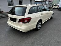 używany Mercedes 260 E 2.1dm 136KM 2015r. 358 000km