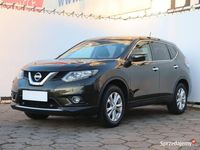 Używany Nissan X-Trail 131 KM (96 kW) 2015 Zielony SUV