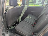 używany Opel Zafira 1.4dm 140KM 2016r. 147 407km