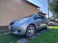 Używany Toyota Yaris 87 KM (63 kW) 2007 Szary Hatchback