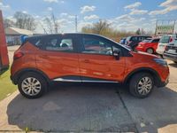 używany Renault Captur 0.9dm 90KM 2016r. 169 075km