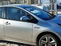 Używany Toyota Prius 98 KM (72 kW) 2017 Srebrny Hatchback