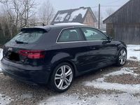 Używany Audi A3 2014 Czarny Hatchback