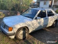 Używany Mercedes 190 1989 Sedan/Limuzyna