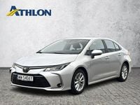 Używany Toyota Corolla 125 KM (91 kW) 2021 Srebrny (metalik) Sedan/Limuzyna