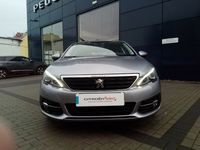 używany Peugeot 308 SW 1.5dm 130KM 2018r. 18 606km