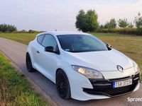 Używany Renault Mégane III R.S. 140 KM (102 kW) 2010 Biały Coupe