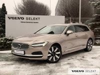 Używany Volvo V90 349 KM (256 kW) 2025 Szary Kombi
