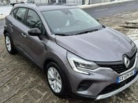 używany Renault Captur 1.6dm 145KM 2024r. 20 000km