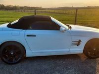 używany Chrysler Crossfire dynamiczny o mocy 220