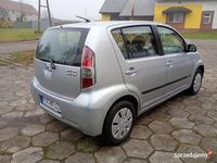 Używany Daihatsu Sirion 2006 Srebrny Hatchback