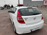 używany Hyundai i30 bogata wersja mały przebieg