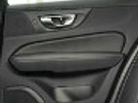 używany Volvo V60 CC II 2.0T5 250KM 4x4 4WD -Najbogarsza wersa