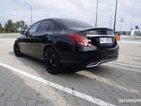 Używany Mercedes C200 160 KM (117 kW) 2019 Czarny Sedan/Limuzyna