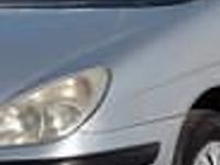 Używany Citroën C5 116 KM (85 kW) 2004 Srebrny Sedan/Limuzyna