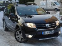 Używany Dacia Sandero Stepway 90 KM (66 kW) 2014 Czarny Hatchback