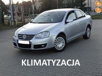 Używany VW Jetta 105 KM (77 kW) 2006 Srebrny Sedan/Limuzyna