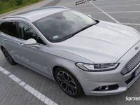 Używany Ford Mondeo 2016 Srebrny Sedan/Limuzyna
