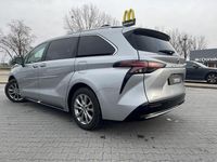 Używany Toyota Sienna 266 KM (195 kW) 2021 Srebrny (metalik) Minivan