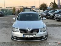 Używany Skoda Superb 105 KM (77 kW) 2014 Srebrny Kombi
