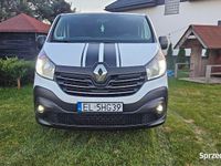 używany Renault Trafic 2016r oryginalny przebieg i lakier 2x przesuwnych drzwi 6os
