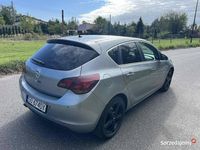 Używany Opel Astra Cosmo 160 KM (117 kW) 2010