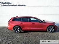 Używany Volvo V60 197 KM (144 kW) 2025 Czerwony Kombi