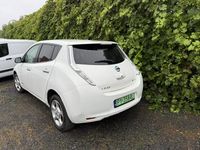 Używany Nissan Leaf 80 kW (109 KM) 2015 Biały Hatchback