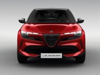 używany Alfa Romeo Junior Ibrida Ibrida Q4 1.2 145 KM (107 kW) eDCT6 MHEV