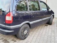używany Opel Zafira 7osobowy 1.8 benz