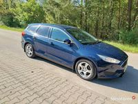 Używany Ford Focus 2015 Granatowy Kombi
