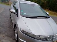 używany Honda Civic 1.8 Sport srebrna