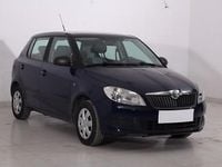 Używany Skoda Fabia 69 KM (50 kW) 2011 Niebieski Hatchback