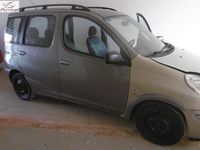 używany Toyota Yaris 1.3dm 87KM 2003r. 180 000km