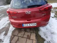 Używany Hyundai i20 2017 Czerwony Hatchback