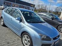 Używany Ford Focus 2006 Szary Sedan/Limuzyna