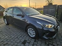 Używany Kia Ceed 120 KM (88 kW) 2019 Biały Hatchback