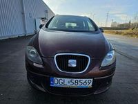 Używany Seat Altea XL 140 KM (102 kW) 2008 Bordowy Minivan