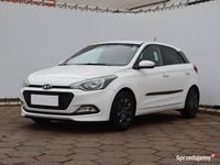 Używany Hyundai i20 2017 Biały Hatchback