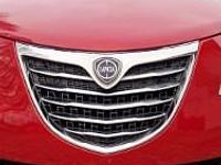 Używany Lancia Ypsilon 85 KM (62 kW) 2014 Czerwony Hatchback