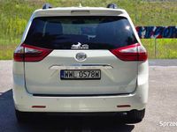 używany Toyota Sienna 3.5 V6 XLE AWD