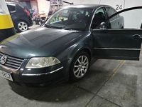 używany VW Passat B5 FL z 2004 roku z silnikiem 2.5 V6 diesel