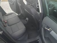 używany Audi A3 1,6 benzyna 8P