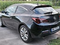 Używany Opel Astra GTC Innovation 2011 Czarny Hatchback