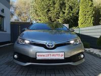 używany Toyota Auris Hybrid 