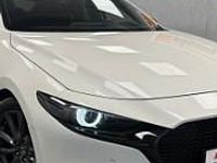 Używany Mazda 3 122 KM (89 kW) 2019 Biały Hatchback