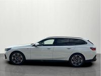 Używany BMW 520 Comfort Edition 197 KM (144 kW) 2024 Biel alpejska Kombi