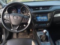 Używany Toyota Avensis T2 143 KM (105 kW) 2016